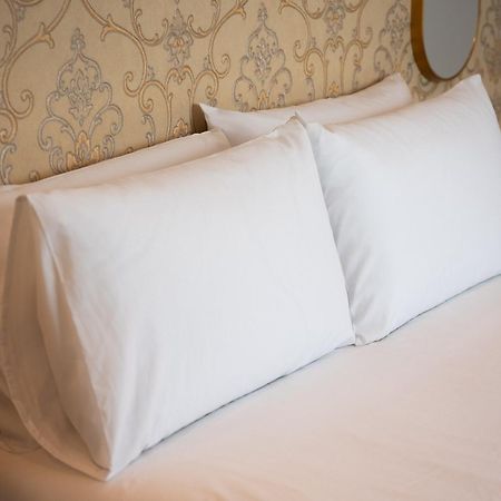 The Orange House Boutique Hotel And Upstairs Rooftop Bar Center Of La Cala De Mijas 100M From The Beach Eksteriør bilde