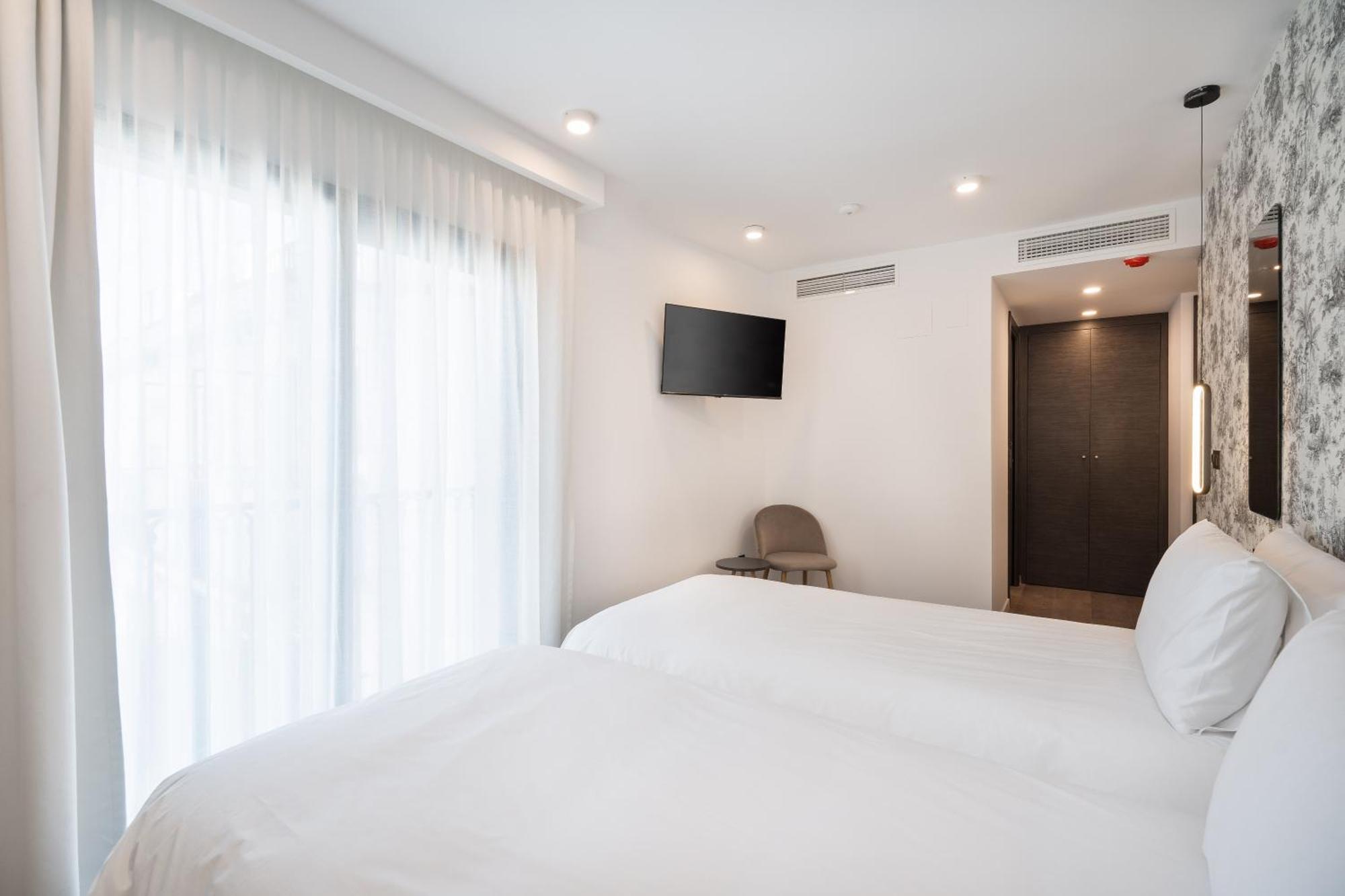 The Orange House Boutique Hotel And Upstairs Rooftop Bar Center Of La Cala De Mijas 100M From The Beach Eksteriør bilde