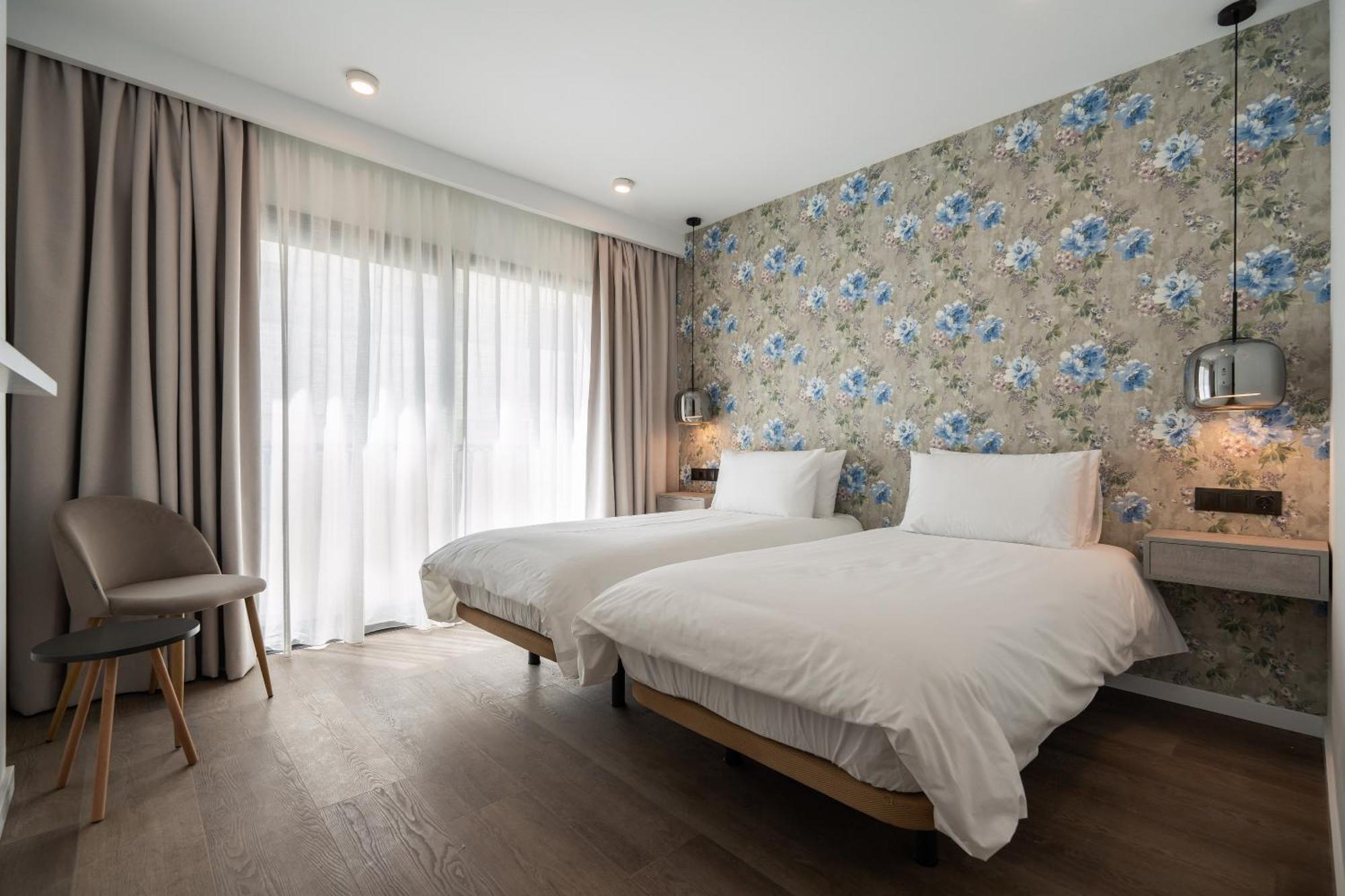 The Orange House Boutique Hotel And Upstairs Rooftop Bar Center Of La Cala De Mijas 100M From The Beach Eksteriør bilde