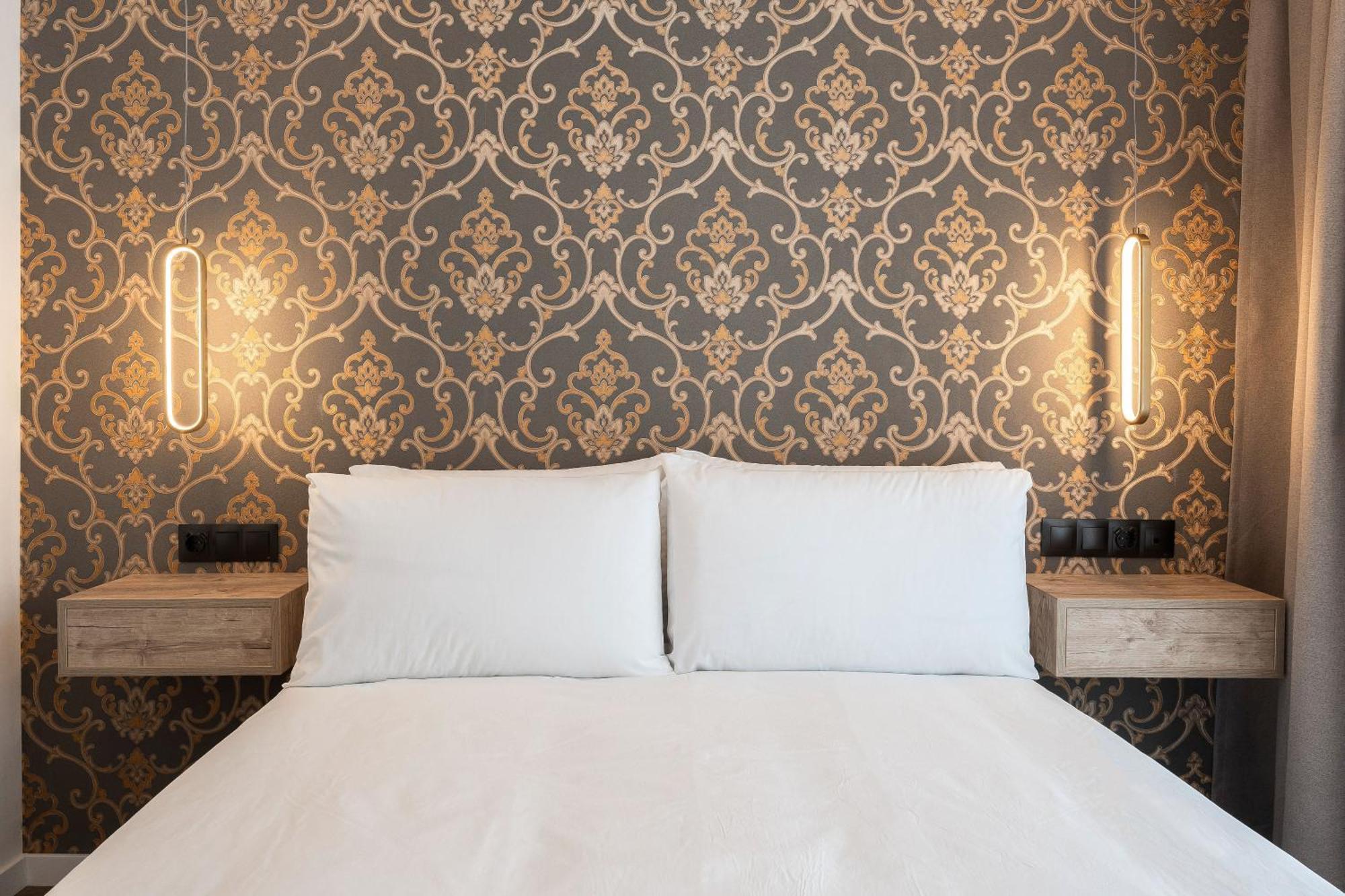 The Orange House Boutique Hotel And Upstairs Rooftop Bar Center Of La Cala De Mijas 100M From The Beach Eksteriør bilde