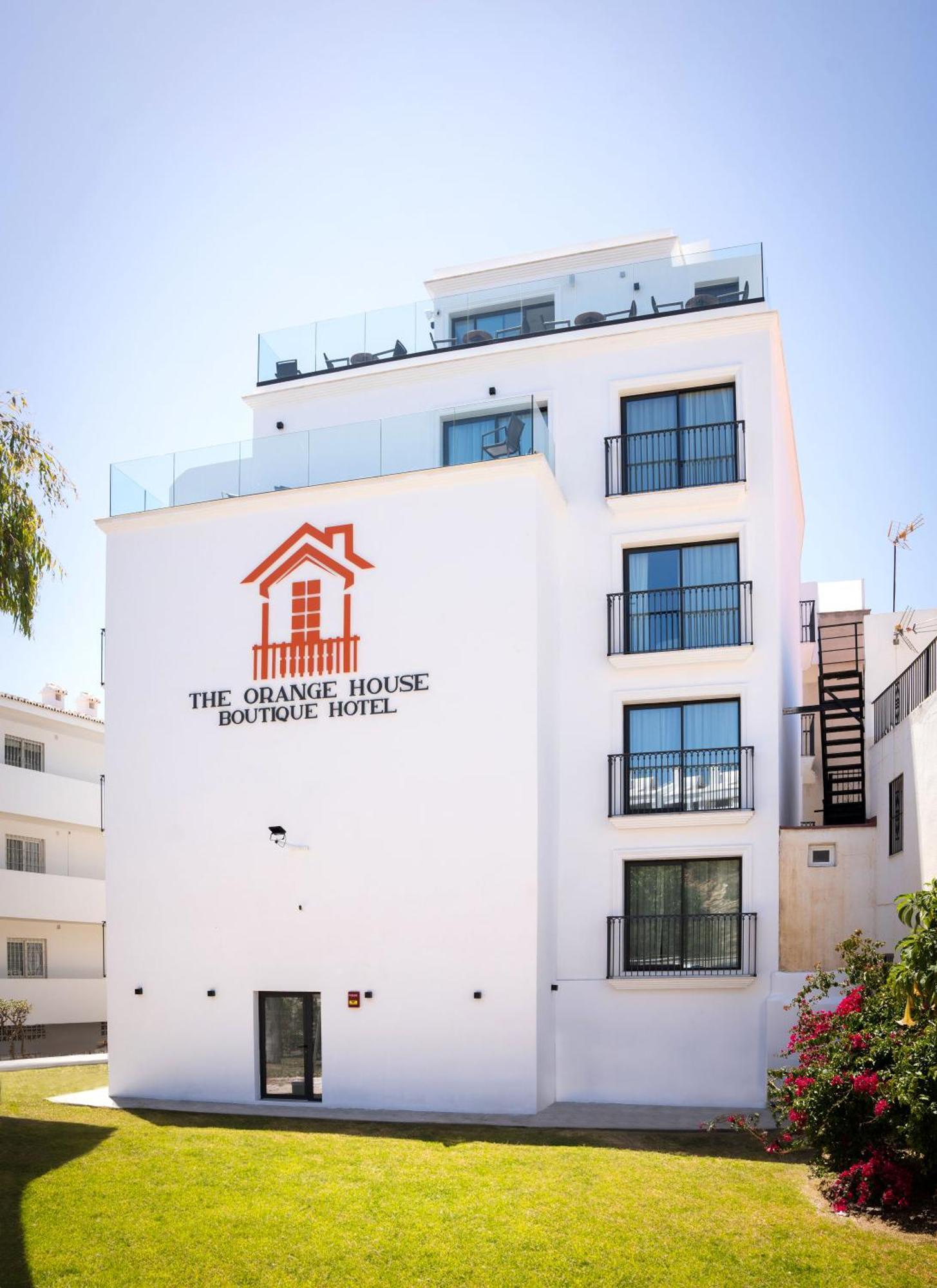 The Orange House Boutique Hotel And Upstairs Rooftop Bar Center Of La Cala De Mijas 100M From The Beach Eksteriør bilde