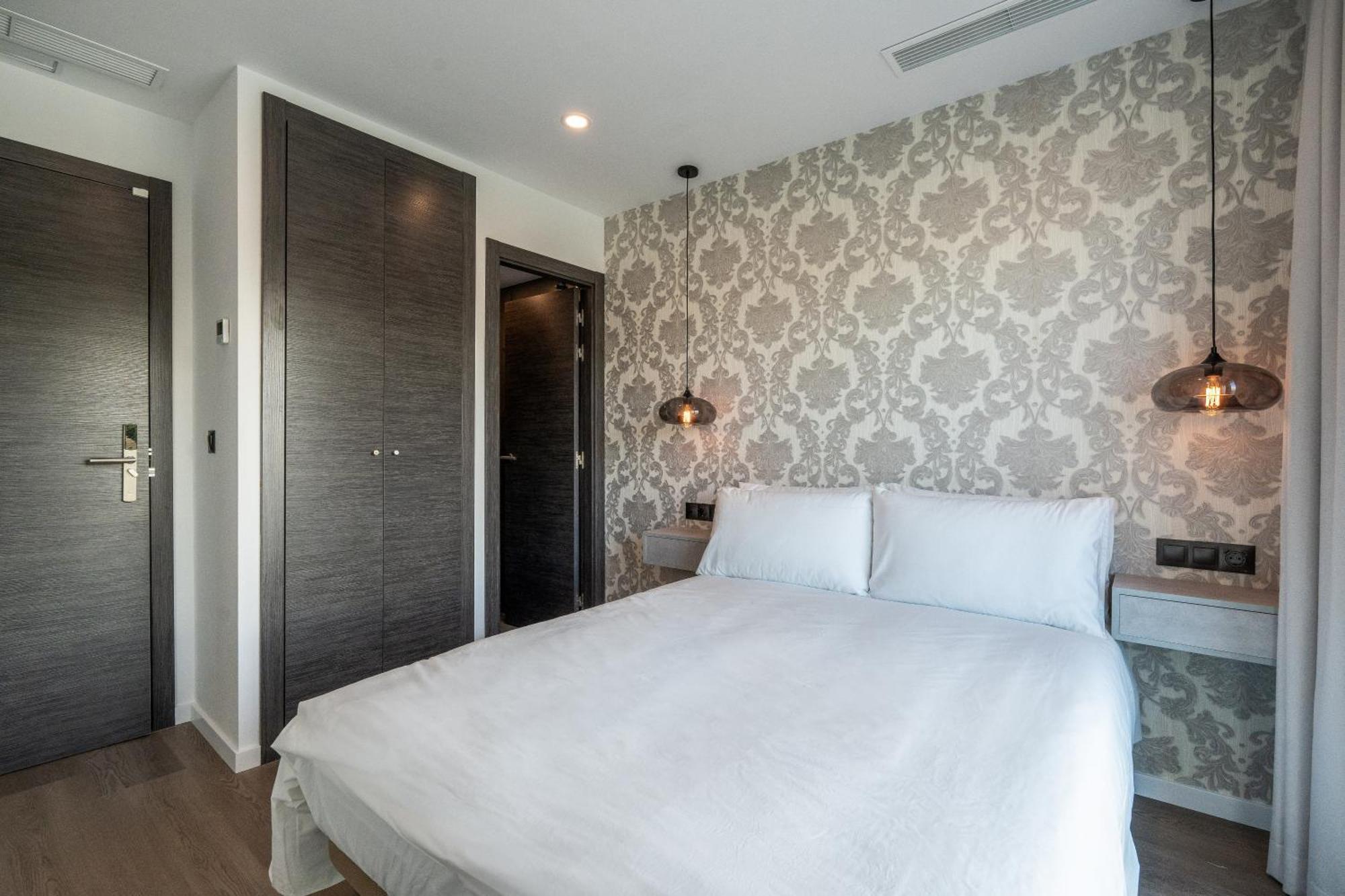 The Orange House Boutique Hotel And Upstairs Rooftop Bar Center Of La Cala De Mijas 100M From The Beach Eksteriør bilde